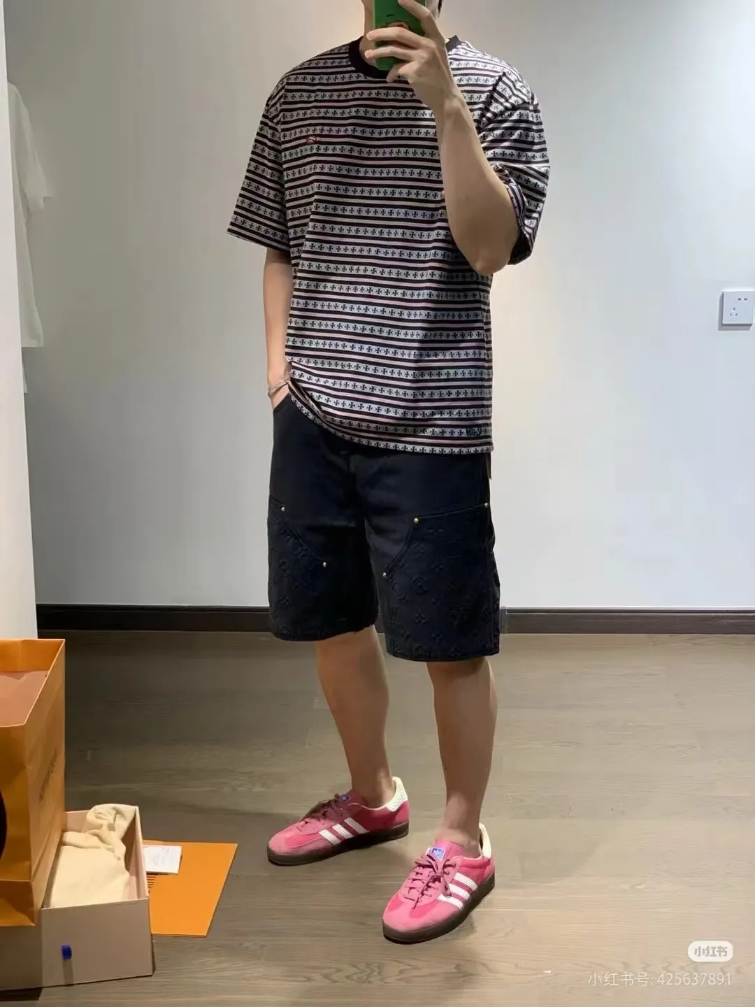 Louis Vuitton/Louis Vuitton presbyopic embossed denim shorts